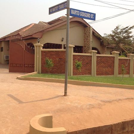Benconi Lodge Accra Exterior foto